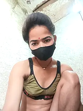 Snapshot of Sunali_Bendre chatting on February 28, 2:56 am Sunali Bendre online show from February 28, 2:56 am