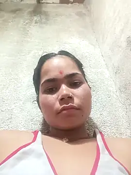 Sunali Bendre online show from April 18, 4:16 am