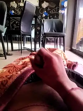 sudip999999 online show from April 1, 4:13 am