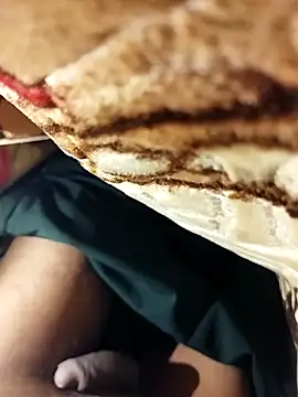 sudip999999 online show from April 2, 8:28 pm