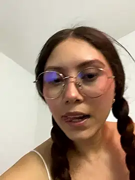asuna love20 online show from May 22, 8:25 pm