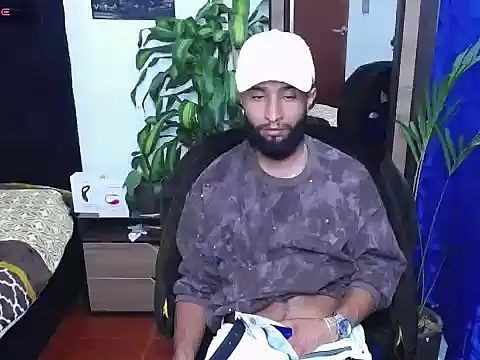 Snapshot of _noahdiaz chatting on February 20, 6:26 am noahdiaz online show from February 20, 6:26 am