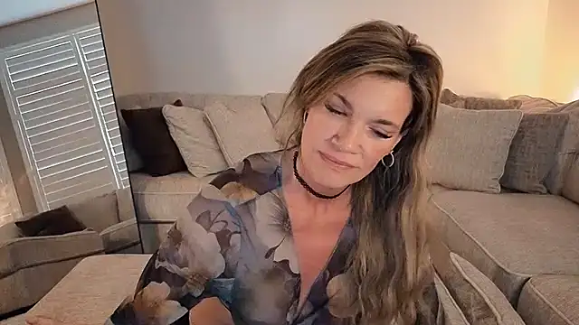 Hot Wife Amber online show from March 30, 12:33 am