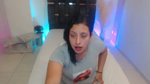 Snapshot of Barbara_D_Valencia chatting on February 20, 12:49 pm Barbara D Valencia online show from February 20, 12:49 pm