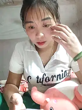 JordanX 01 online show from April 18, 11:58 am