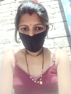 Snapshot of Divya-11431 chatting on February 19, 3:19 pm Divya-11431 online show from February 19, 3:19 pm