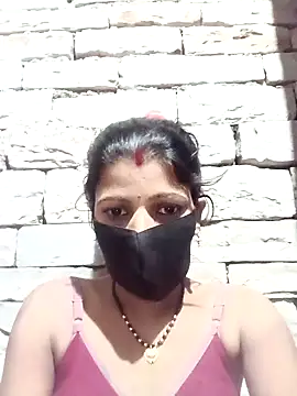 Snapshot of Divya-11431 chatting on March 7, 4:04 pm Divya-11431 online show from March 7, 4:04 pm