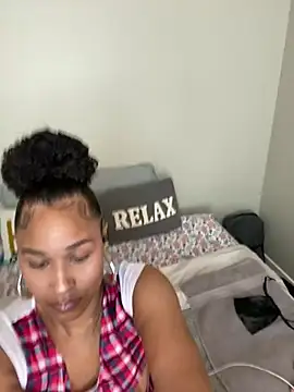 Snapshot of Jamalyce chatting on February 6, 5:38 pm Jamalyce online show from February 6, 5:38 pm