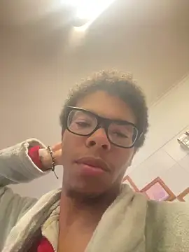 ELPikaPreta online show from February 6, 4:06 am