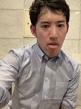 hirooo online show from July 10, 2:19 pm