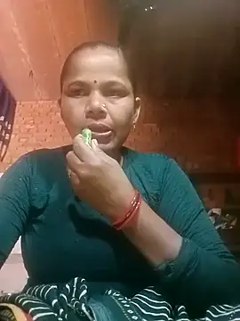 Snapshot of Pooja_sahu chatting on February 15, 8:13 am Pooja sahu online show from February 15, 8:13 am