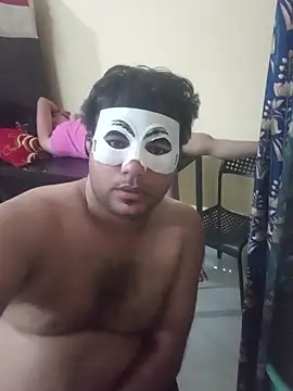 pinkbox online show from March 15, 7:09 pm