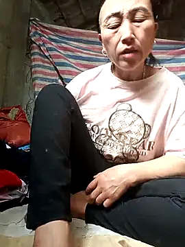 Ami-su online show from March 19, 7:45 am