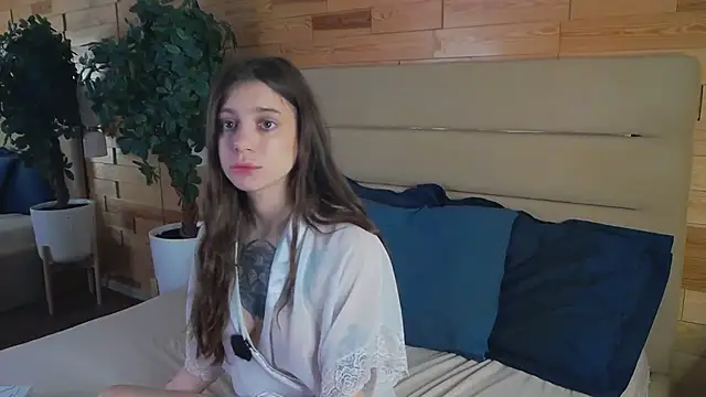 EileenElfie online show from April 7, 3:29 am