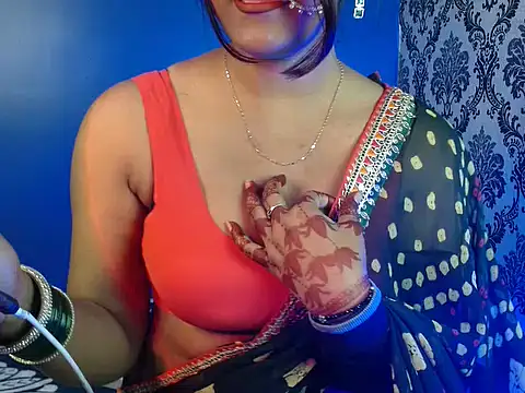 Snapshot of Hotginni4 chatting on February 2, 3:22 pm Hotginni4 online show from February 2, 3:22 pm