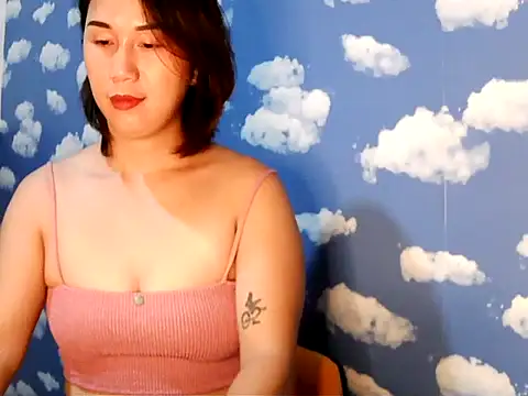 Snapshot of Kitty_Bear02 chatting on February 11, 2:44 pm Kitty Bear02 online show from February 11, 2:44 pm