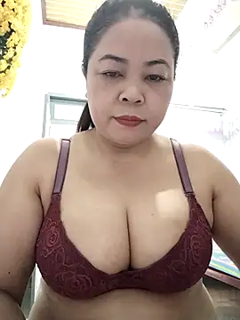 Snapshot of Baby-bigtits2026 chatting on February 27, 1:16 am Baby-bigtits2026 online show from February 27, 1:16 am