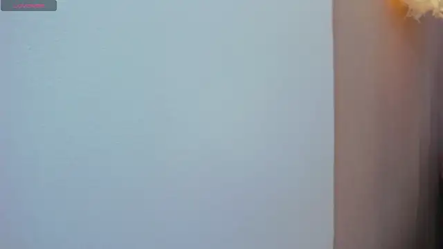 Sophie Voss online show from April 7, 6:03 am