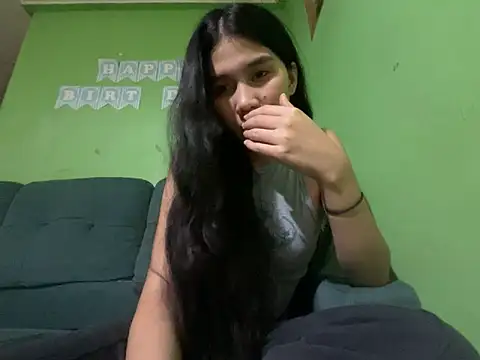 Sweetiebabe25 online show from February 13, 4:03 pm