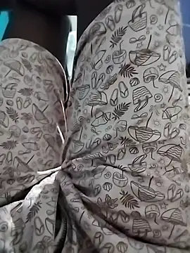 tamilpaiyan989 online show from April 10, 7:51 pm