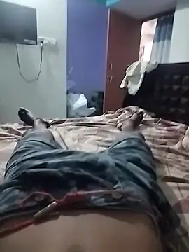 tamilpaiyan989 online show from April 13, 7:58 am