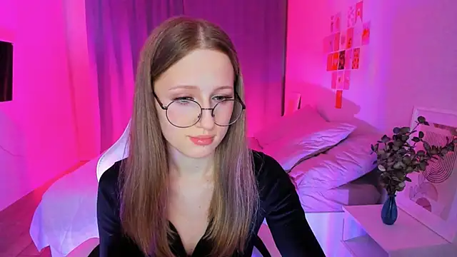 Snapshot of Vega_Taylor chatting on March 2, 3:30 am Vega Taylor online show from March 2, 3:30 am