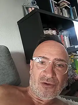 bobo672 online show from April 9, 6:19 am