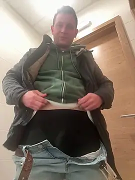 LubasOriginMen online show from April 10, 9:14 am