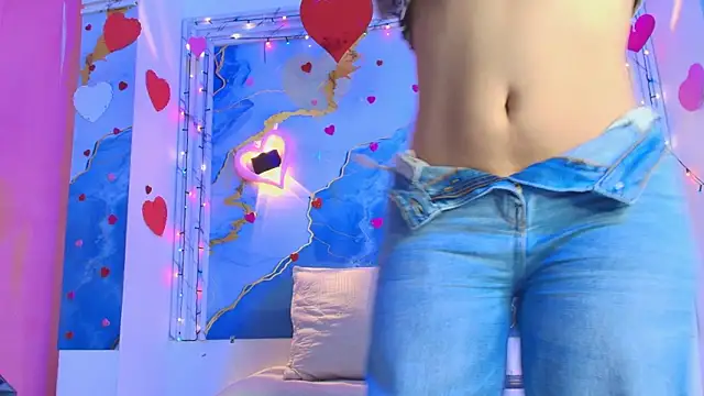 Snapshot of Eleanor_rigby5 chatting on February 7, 3:10 am Eleanor rigby5 online show from February 7, 3:10 am