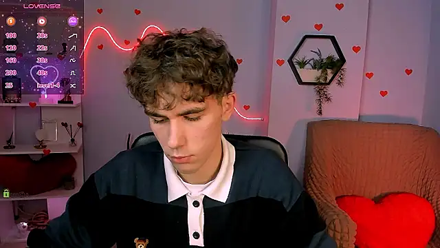 Snapshot of kevin_nix chatting on February 10, 6:50 am kevin nix online show from February 10, 6:50 am