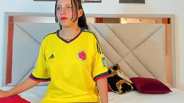 AmberQueen1 online show from February 17, 12:01 pm