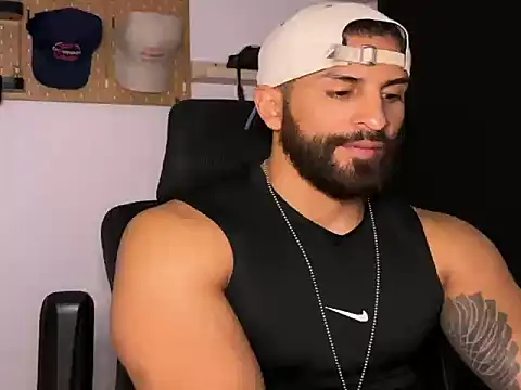 Snapshot of SamDornan51 chatting on February 23, 1:03 am SamDornan51 online show from February 23, 1:03 am