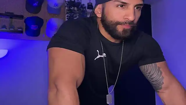 SamDornan51 online show from April 12, 2:27 am