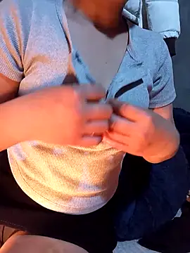 Snapshot of Slutty_18 chatting on February 10, 2:48 am Slutty 18 online show from February 10, 2:48 am