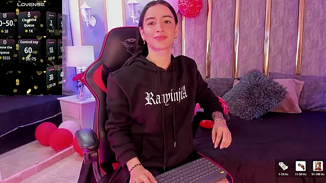 Snapshot of KeniaVelvet_ chatting on February 20, 4:29 pm KeniaVelvet online show from February 20, 4:29 pm