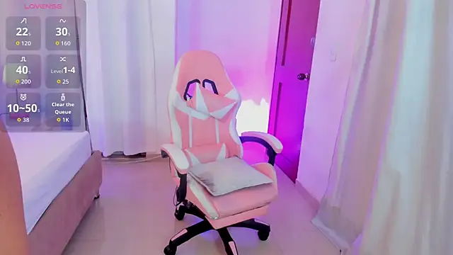 karlaa megan online show from February 23, 7:33 pm