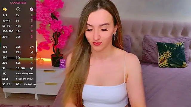 JasminUqueen online show from June 2, 2:02 am