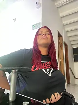 Snapshot of NathaliaMayson chatting on February 7, 8:12 pm NathaliaMayson online show from February 7, 8:12 pm