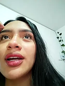 cynliu online show from February 5, 6:34 pm