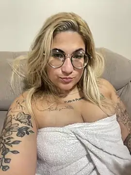 esposatattoo online show from February 21, 12:55 am