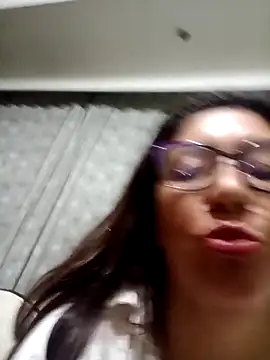 pamela sexy23 online show from April 17, 3:42 am