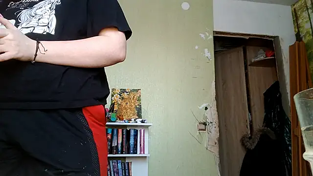 Snapshot of VannessaDillenbeck chatting on February 18, 7:15 am VannessaDillenbeck online show from February 18, 7:15 am