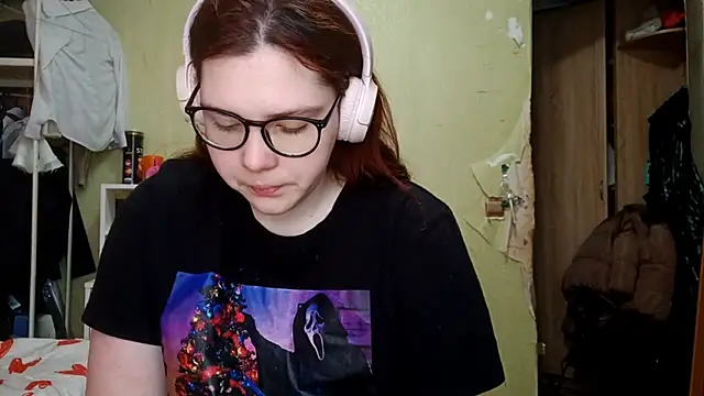 Snapshot of VannessaDillenbeck chatting on February 28, 6:14 am VannessaDillenbeck online show from February 28, 6:14 am