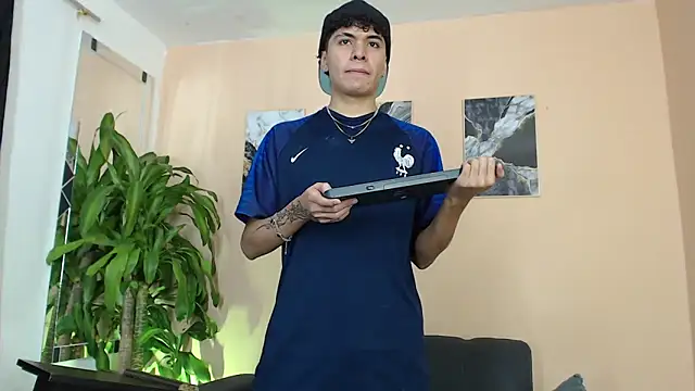 DesiresOfOlympus  online show from March 21, 7:39 pm