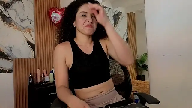 sky love12 online show from February 27, 7:25 pm