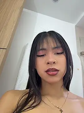 Chel   online show from April 12, 5:18 pm