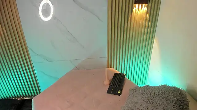 Christopher Hunter online show from March 2, 7:15 am