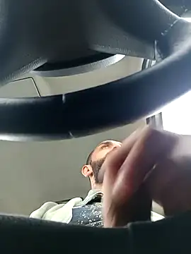 Snapshot of alikemal1993 chatting on February 9, 1:04 pm alikemal1993 online show from February 9, 1:04 pm