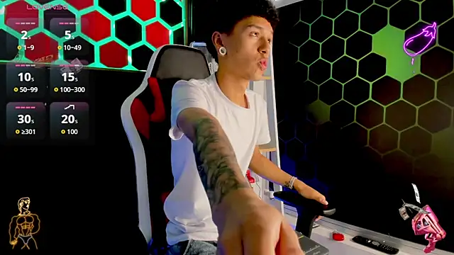 David Banks  online show from April 2, 12:36 pm