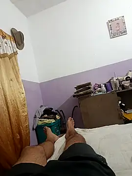 Snapshot of Francisco171 chatting on February 5, 2:27 am Francisco171 online show from February 5, 2:27 am